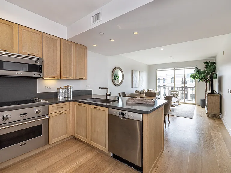 The Americana at Brand Luxury Apartments — Photo 9