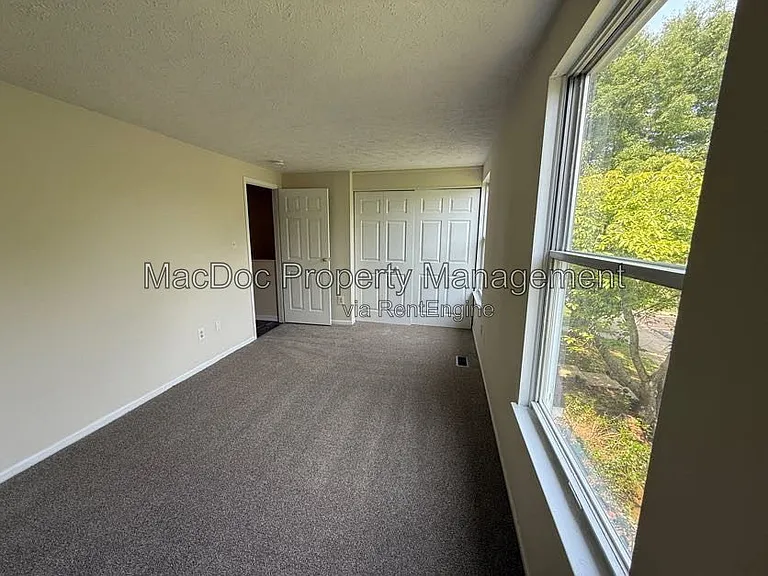 4749 Hedrick Ln — Photo 23