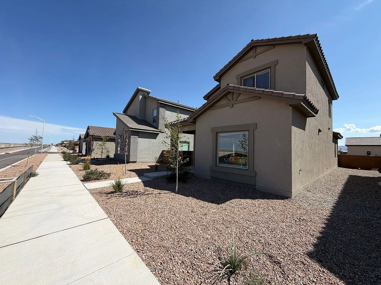 3 Bedroom New Build Home Available in Mesa Del Sol Near Netflix Studios! — Photo 2