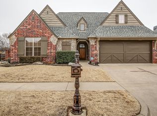 11933 S 96th Pl, Bixby, OK 74008
