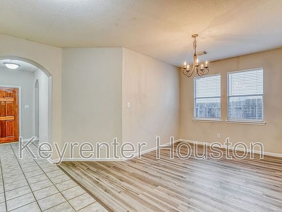 3rd image of 21615 Balsam Brook Ln