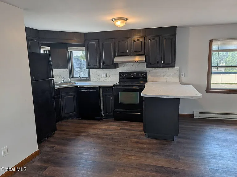 1729 Ferguson St #2 — Photo 6