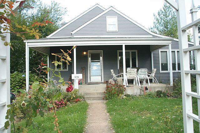 1st image of 3110 W 113th Pl
