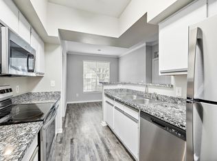 Chartwell Court, Houston, TX 77090