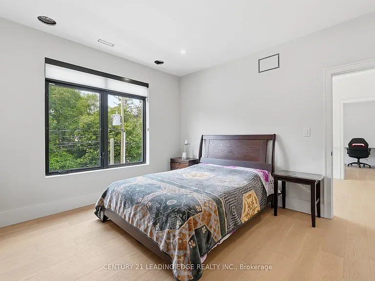 1362 Devon Rd — Photo 34