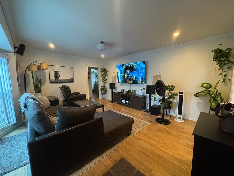 8474 Hatillo Ave — Photo 6
