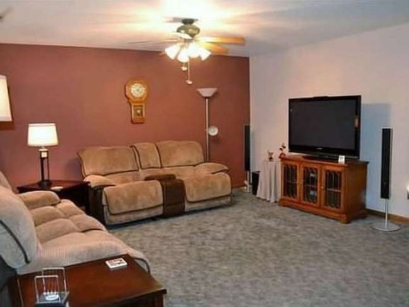 Living Room 15x16