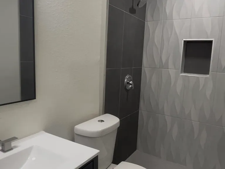 815 W Cooper St — Photo 12
