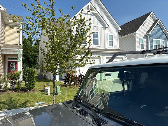 3rd image of 1613 Corbett St