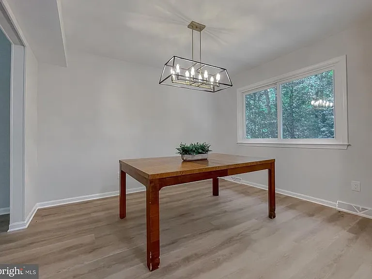 22373 Enoch Rd — Photo 10
