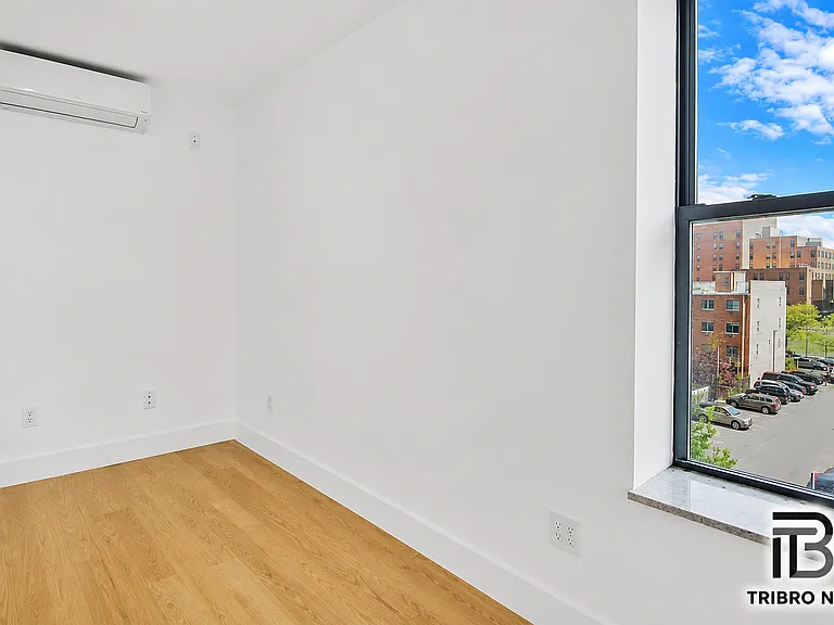 18 E 116th St #5 — Photo 5