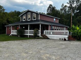 181 Copperhead Dr, Prichard, WV 25555