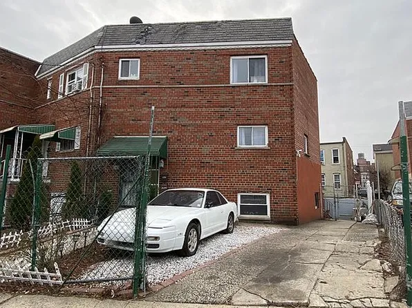 649 Soundview Ave, Bronx, NY 10473