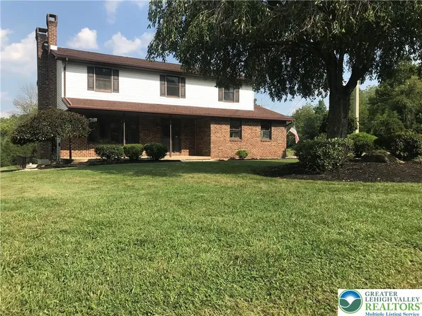 1410 Quarry Dr, Bethlehem, PA 18020
