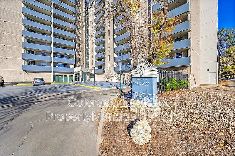 1st image of 601 W 11th Ave APT 712