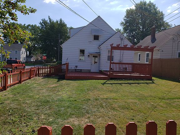 5th image of 144 Marseilles Ave