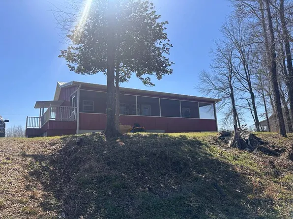 136 Trichel Rd, Jonesville, LA 71343