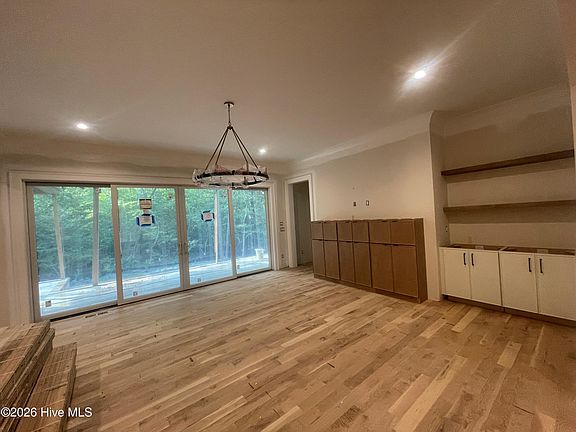 5th image of 3 Hemlock Court