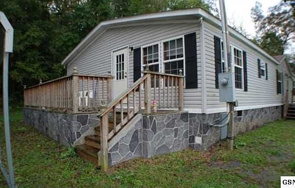3rd image of 211 Dumplin Pond Way