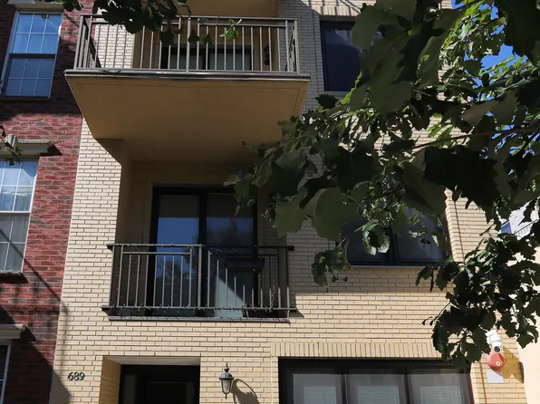 689 Leonard Street image 1 of 24