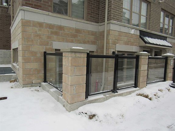 3rd image of 2335 Sheppard Ave W #1