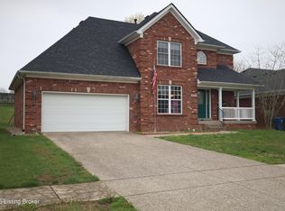 6014 Clearwater Cir, Louisville, KY 40219