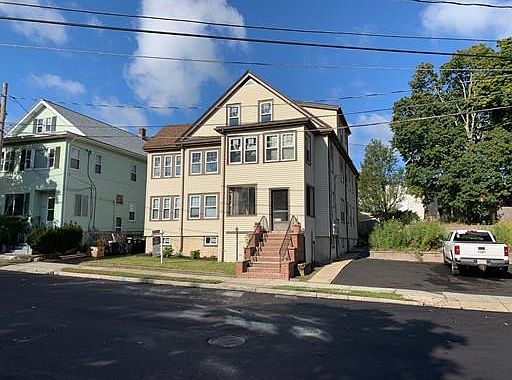 2nd image of 108 Templeton Pkwy #108