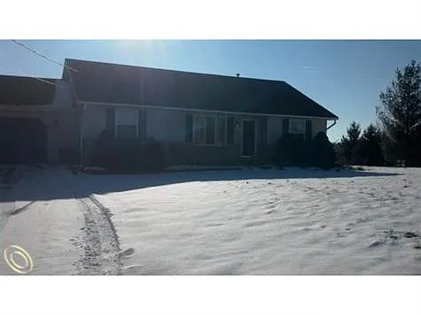 9149 Baldwin Rd photo 1