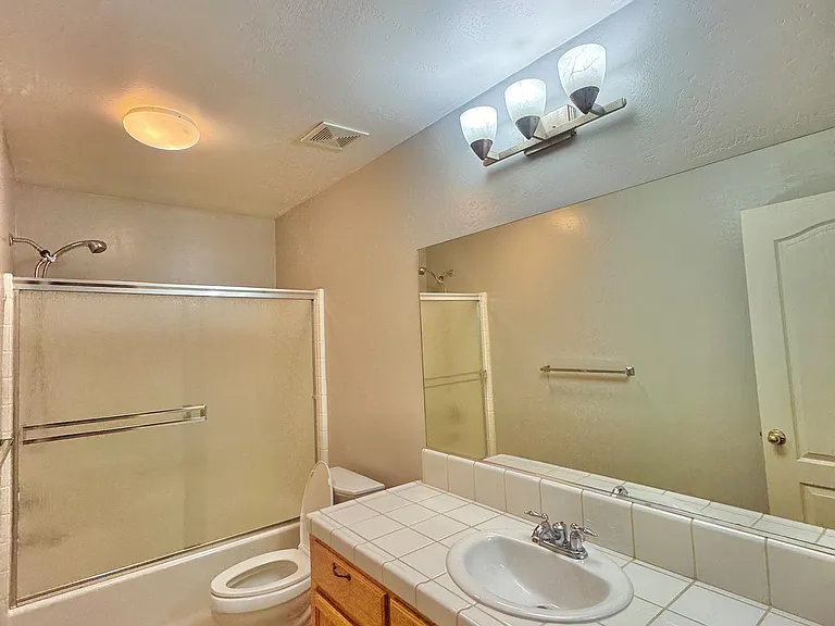 12002 Darlington Ave — Photo 14