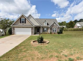 101 Lexington Park Dr, Lagrange, GA 30241