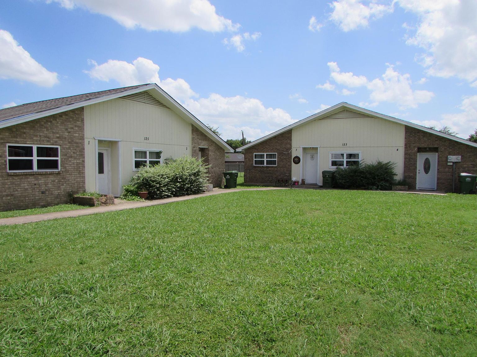 123 Harpold, Italy, TX 76651 Zillow