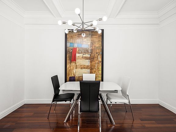 4th image of 120 W 58th St APT 6D