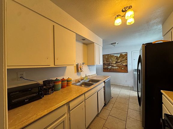 2nd image of 2226 Nebraska St