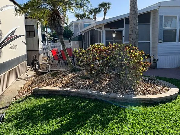 593 Carousel Ln, Melbourne Beach, FL 32951