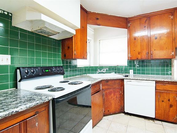 2nd image of 4034 Osby Dr