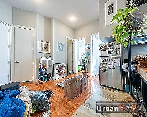 3rd image of 354 S 4th St APT 7