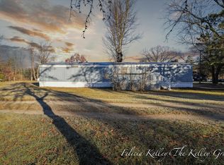 15017 Red Pine Dr NW, Kent City, MI
