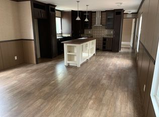 23 1st Ave, Glenwood, GA 30428