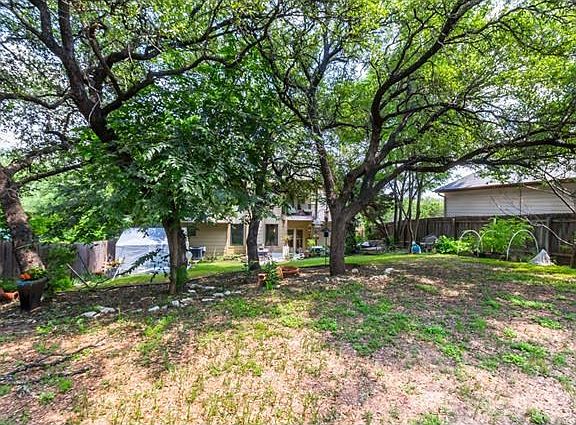 5th image of 2104 Rain Water Dr