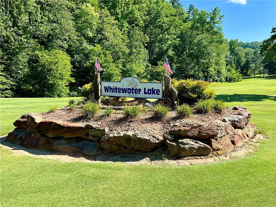 2nd image of 119 Mountain Top Dr