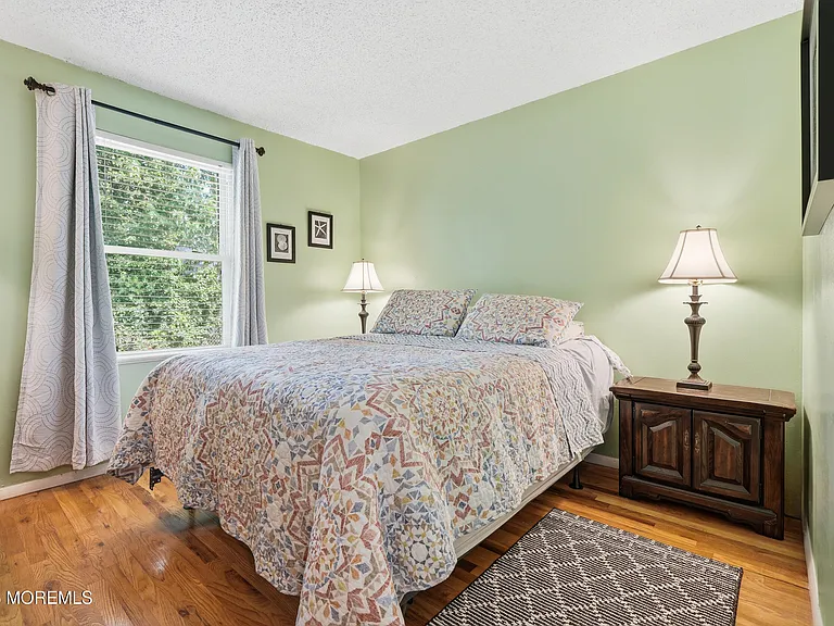 81 Berry Pl — Photo 17