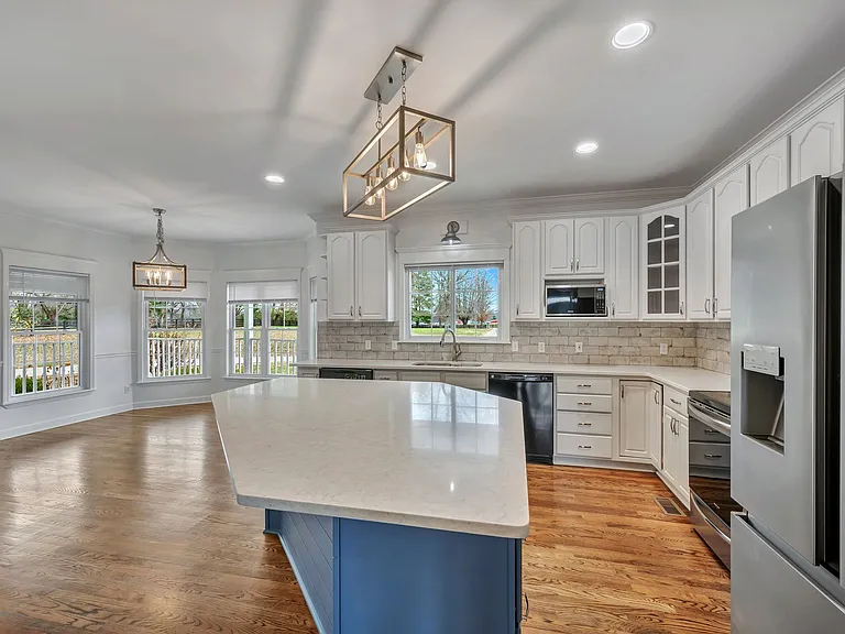 1576 Old Hillsboro Rd — Photo 16