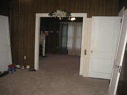 4th image of 601 S Connellee Ave