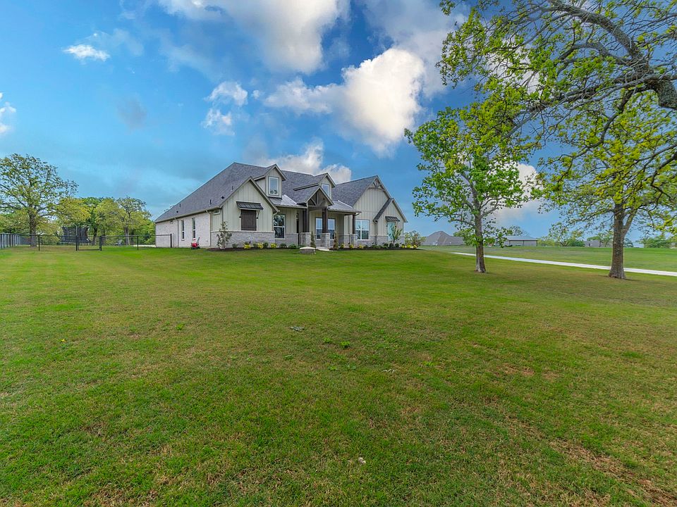 1st image of 150 Las Brisas Dr