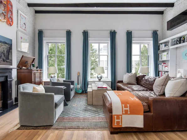 68 West 11th Street image 1 of 10