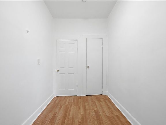 5th image of 1307 College Ave #2