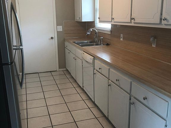 4th image of 3624 S 213 East Ave