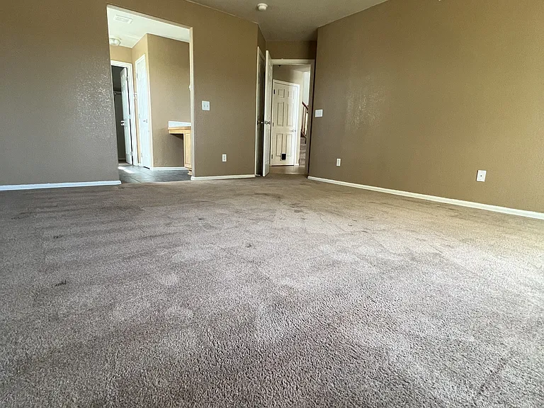 20600 E Dartmouth Dr — Photo 4