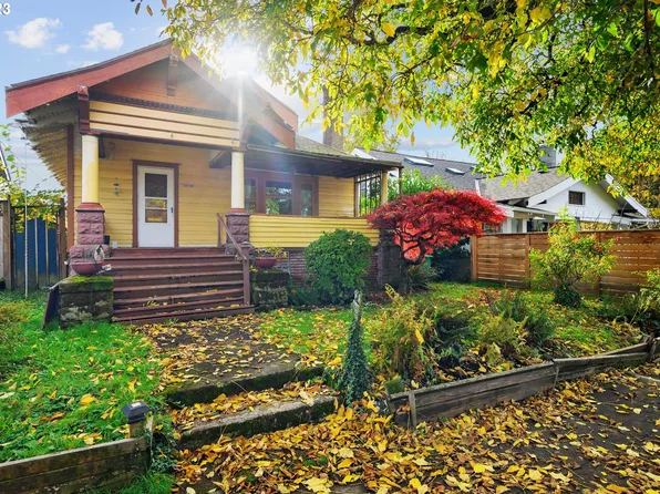 2914 SE Tibbetts St, Portland, OR 97202
