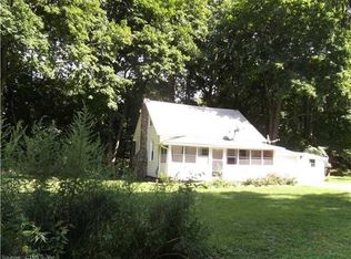 81 Peck Rd, Bethany, CT 06524